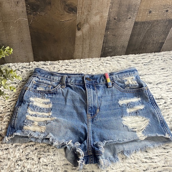 Hollister Light Blue Ripped Jean Shorts - Picture 1 of 4